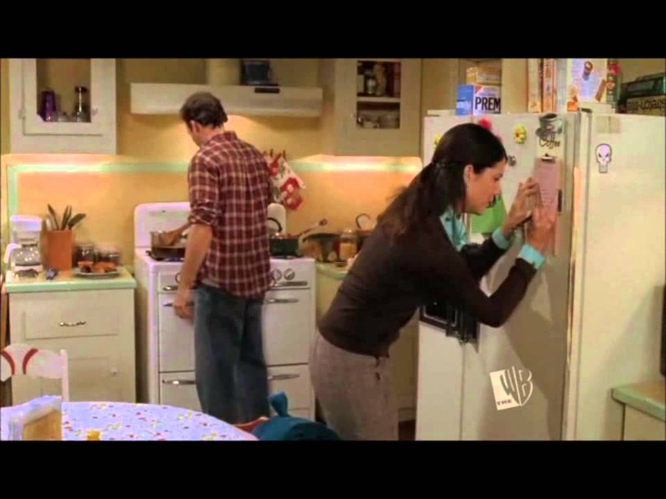 Paul Anka is scared of peas