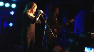 Anneke van Giersbergen &amp; Danny Cavanagh - Untouchable II