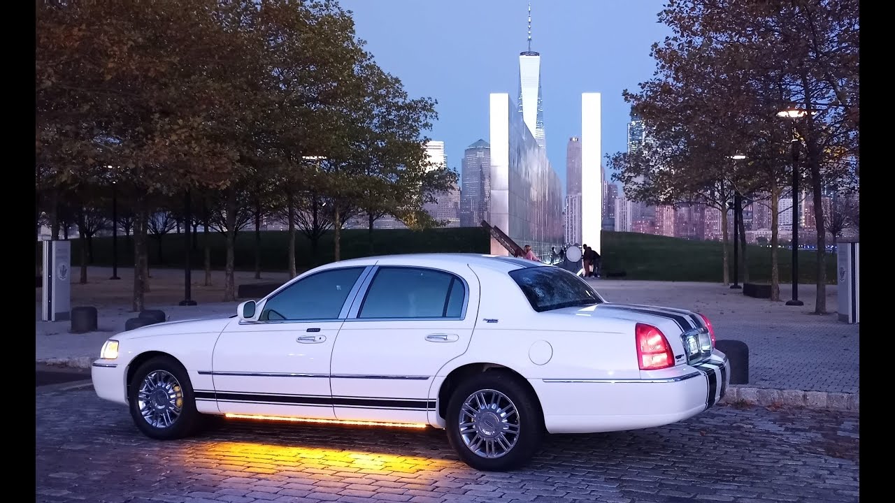 Driver side LED side marker lights for Lincoln Town Car. - YouTube