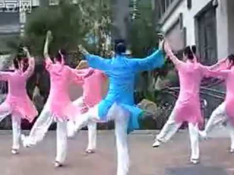 THÁI CỰ VŨ 3 -王立华老师太极舞 示范B - YouTube