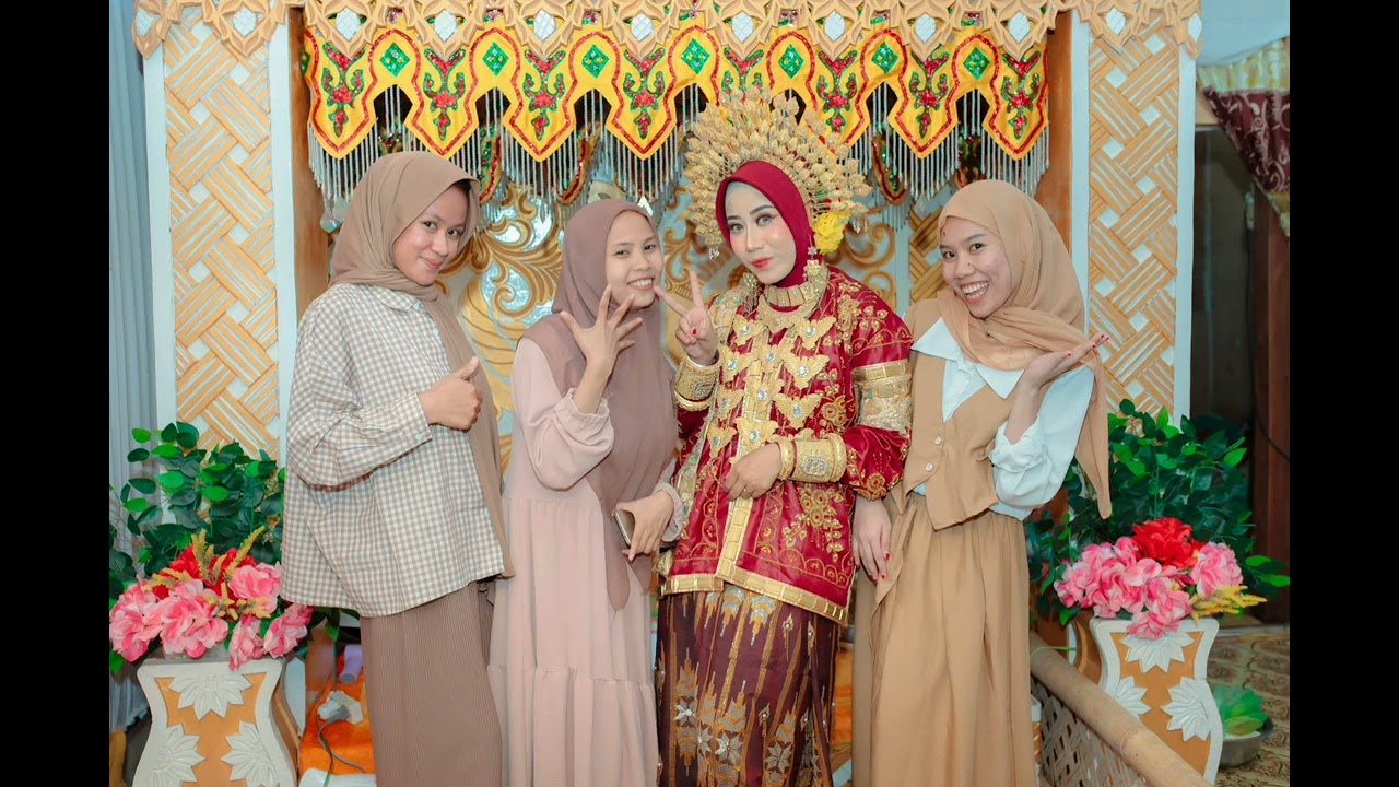 PERNIKAHAN ELIS & HASNAWATI MATTIRO WALIE PITUMPANUA TO LACORI SAJOANGING