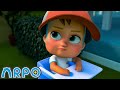 La bebe piensa profundamente 🤖 El Robot ARPO y el bebé 👶 Caricaturas y dibujos animados para niños