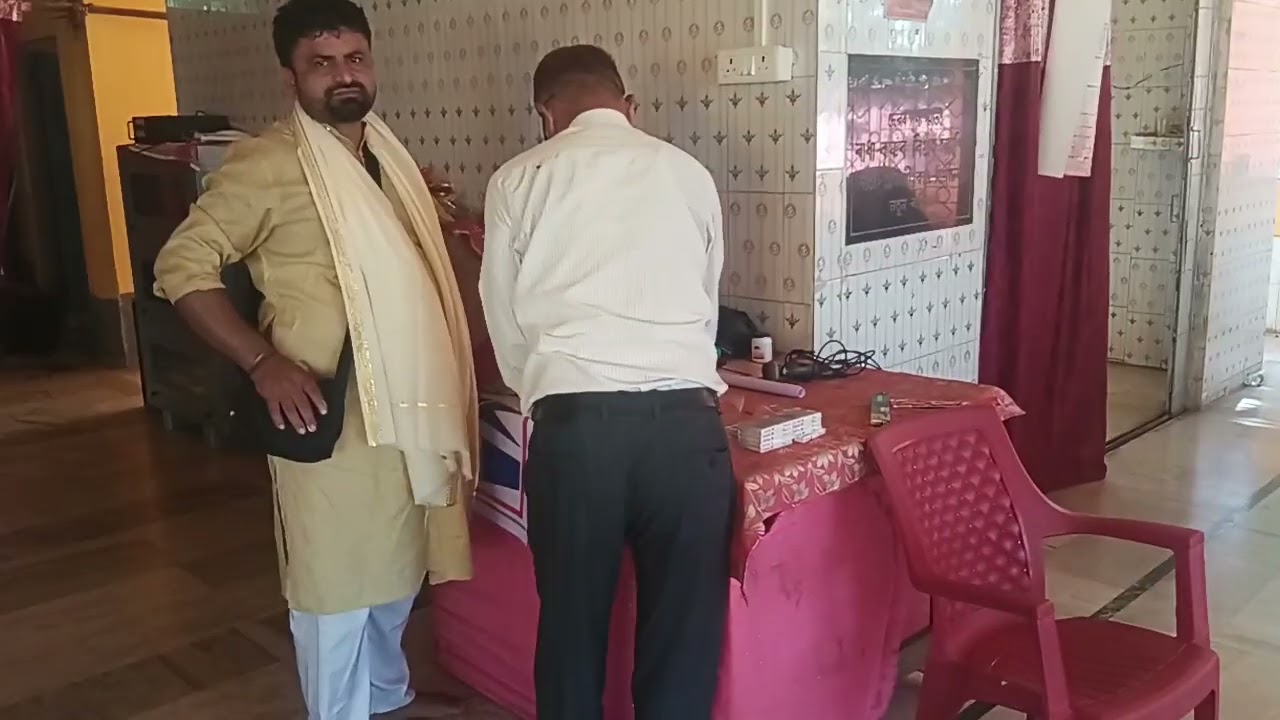  Dr.padmaraj Gajurel/ Dr.kabita Gajurelसाथै वन विषया श्री चूडामनी गाजुरेल द्वारा आयोजित Drowing 