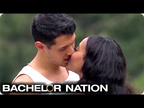 Jubilee Sets Her Sights On John | Bachelor In Paradise US
