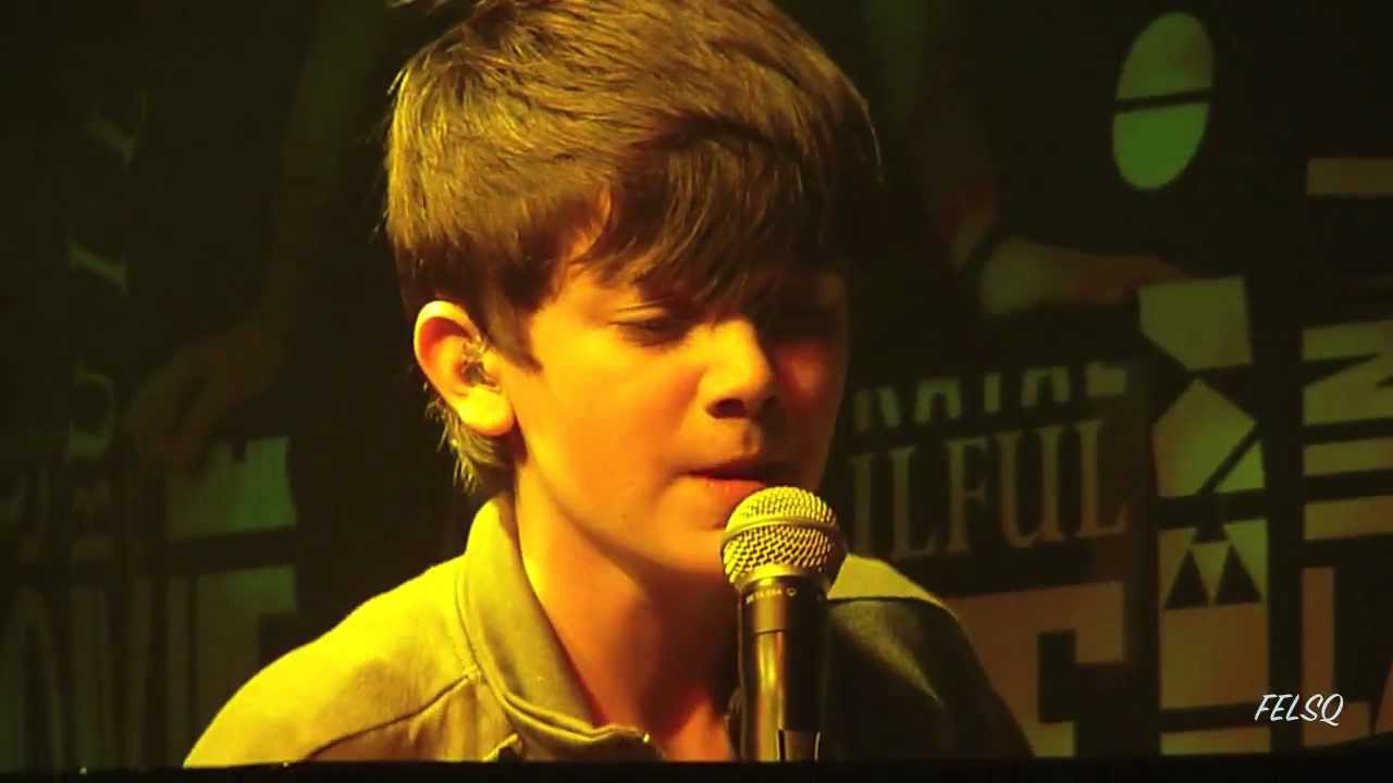 111113 Home is in your eyes - Greyson Chance
