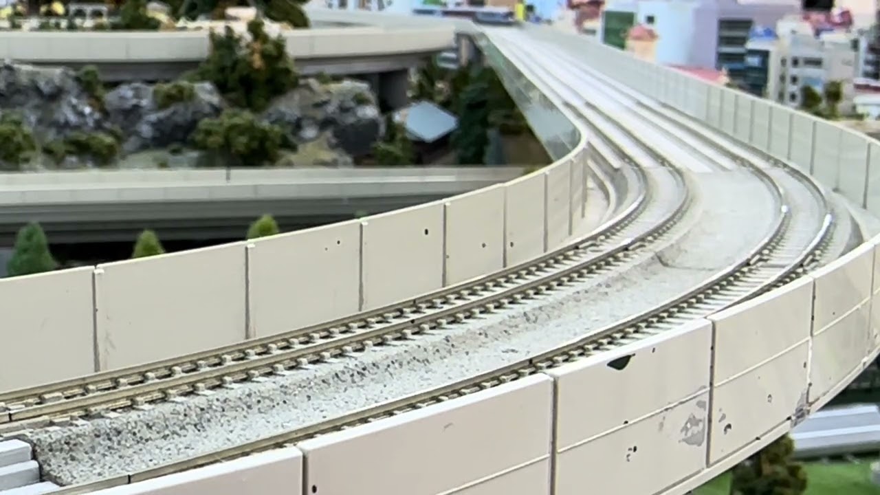 KATO JR四国2000系 3両セット その11 - YouTube