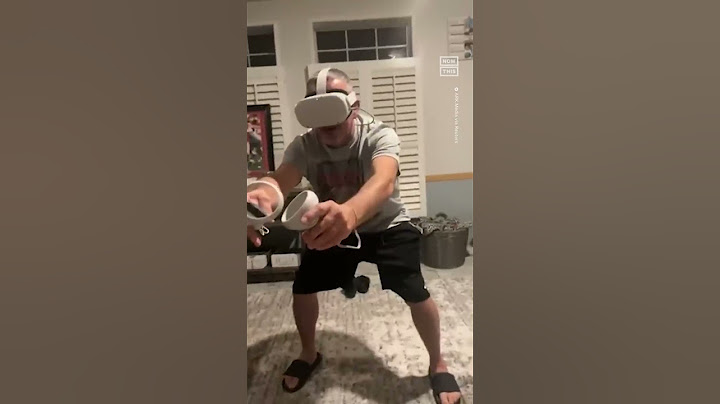 Dad’s First Try at NFL Virtual Reality Ends In Disaster