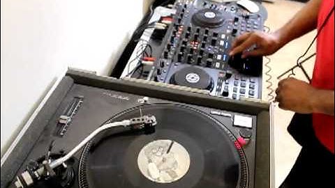 Traktor Kontrol S4 Native Instruments Review and Demo