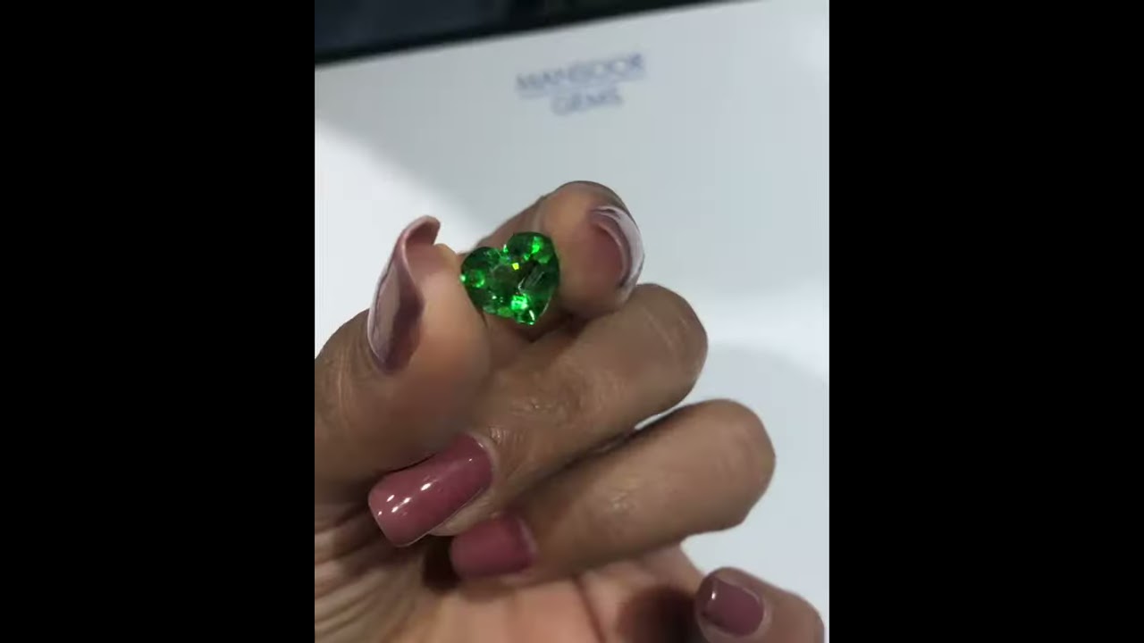 Know Why Tsavorite Garnets Are An Affordable Alternative To Emeralds