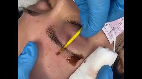 Eyebrow Removal with biotouch color lift remover
