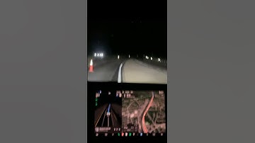 Tesla Autopilot thru construction at night! #shorts #fsd #fullselfdriving #teslaautopilot #ev