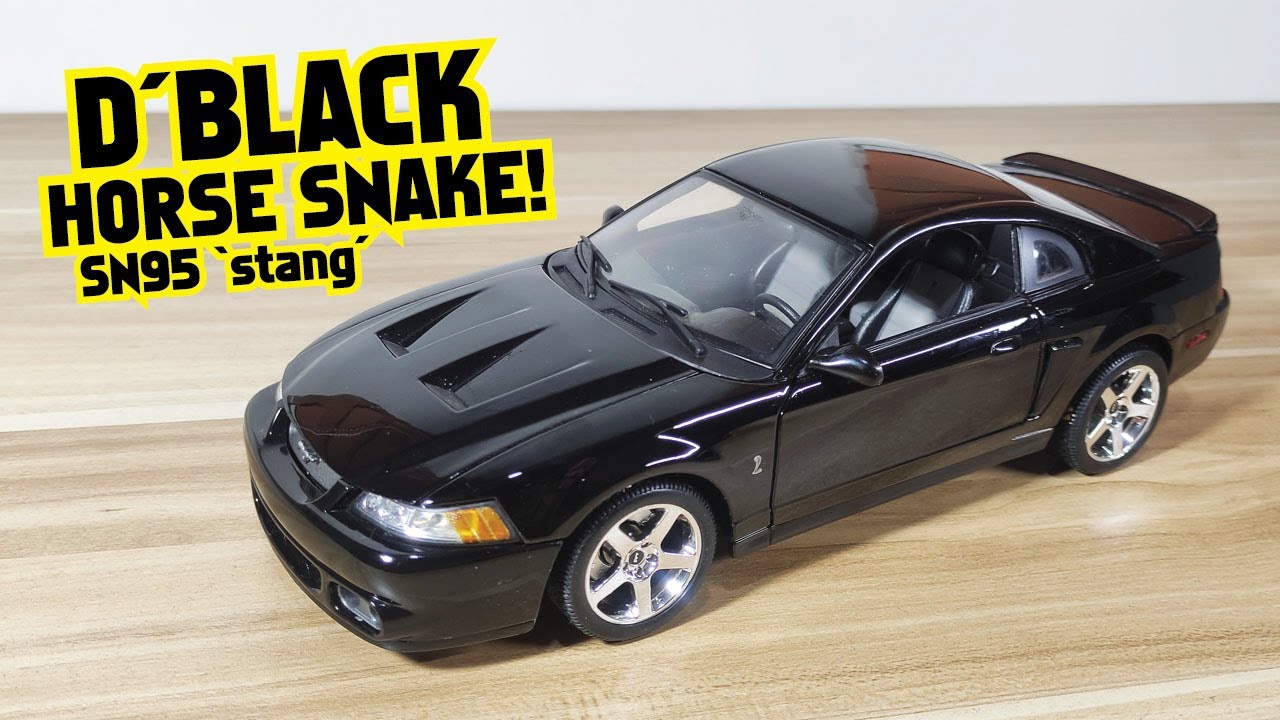 Maisto 1:18 - Ford Mustang SVT Cobra Coupé 2003 - Bleu, édition Limitée (neuf)