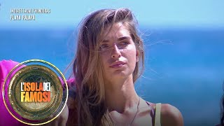 L'Isola dei Famosi - Estefania Bernal deve lasciare Playa Palapa