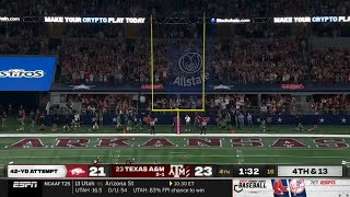 Arkansas doinks field goal off the top of the upright