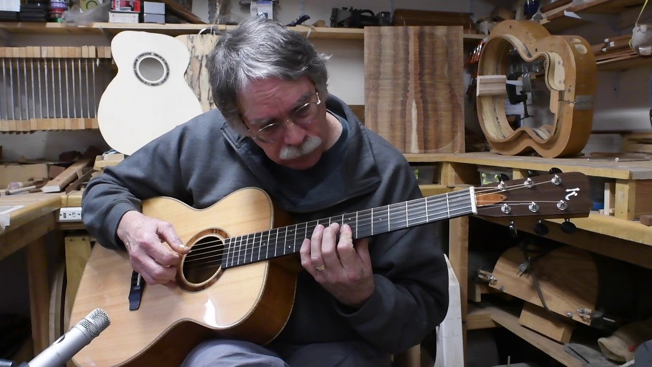 2020 Stephen Kinnaird Sitka/Mahogany OM