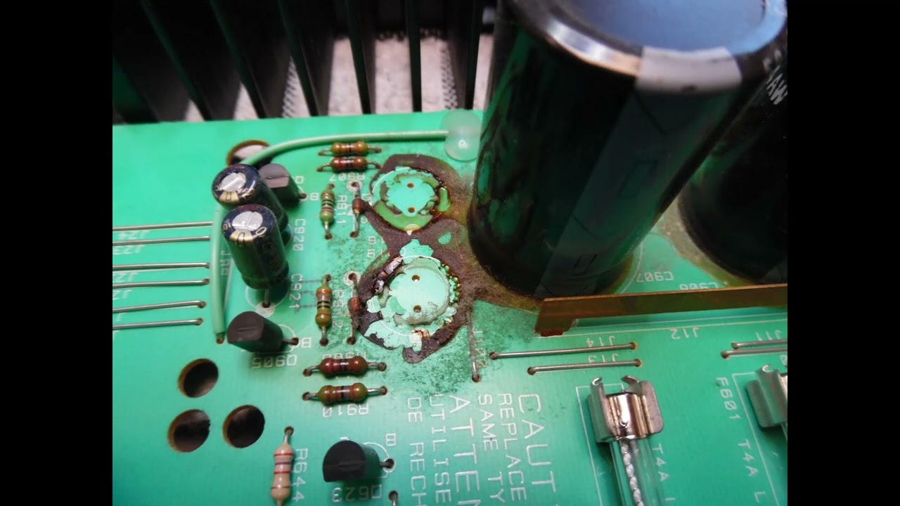 ROTEL プリメインアンプ RA-02 メンテフル動作品！ Rotel RA-02 Amplifier Repair (With Audio Tutorial) - YouTube
