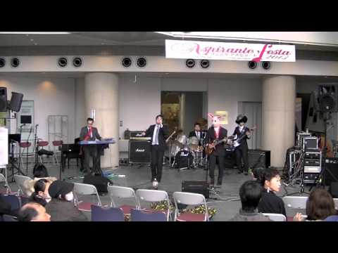 ＬＡ・ＬＡ・ＬＡ　ＬＯＶＥ　ＳＯＮＧ／センゴク