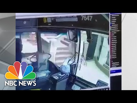 Video: Incidente D'autobus A Brooklyn, New York