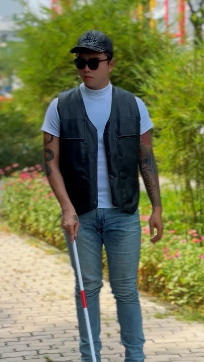 He can’t see… but he sees justice clearer than anyone else #stevenlamofficial #shortvideo #kindness