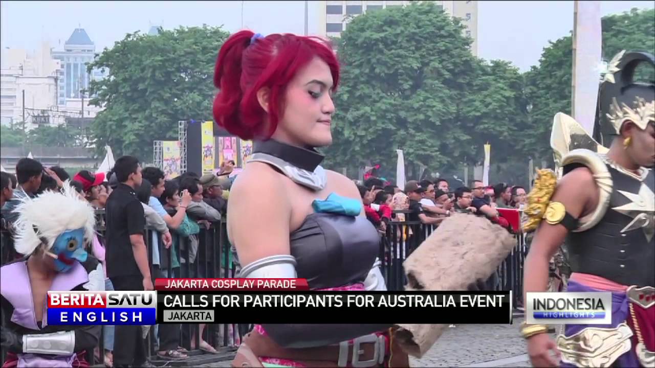 cosplay ahok Promote History Indonesian in Indonesian Jakarta Parade Cosplayers