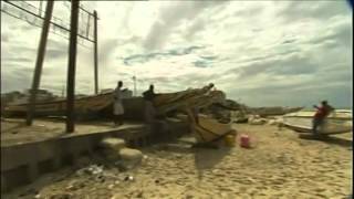 RÉCHAUFFEMENT CLIMATIQUE : DES VILLAS ET DES MOSQUÉES ENGLOUTIES PAR LA MER À SAINT-LOUIS.