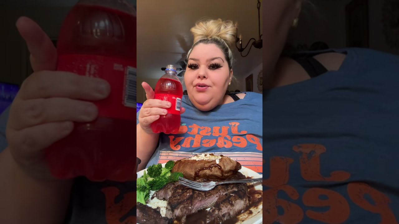 Whats up Everybody💙 #foryoupage #FYP #Steak #Mukbang #EatingShow #GetTheFirstBite #Viral #EatWithCil