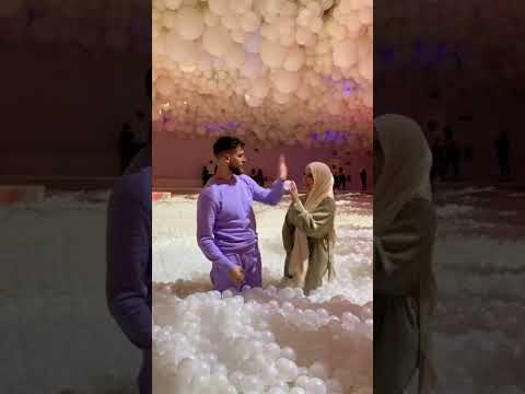 أتطلع بعيوني وشوف الحب