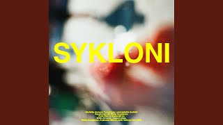Video thumbnail of "Pyhä Olavi & Arokierijät - Sykloni"