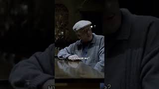 А ты понял какой пузырек хороший? Игры кончались🕵️♂️ #шерлок #сериал #кино