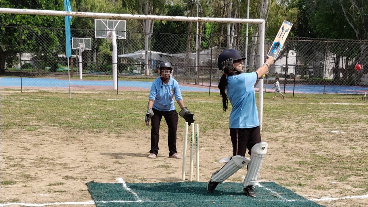 Dogri Queen  hits Sixs 🏏🏏🏏in women's cricket match 