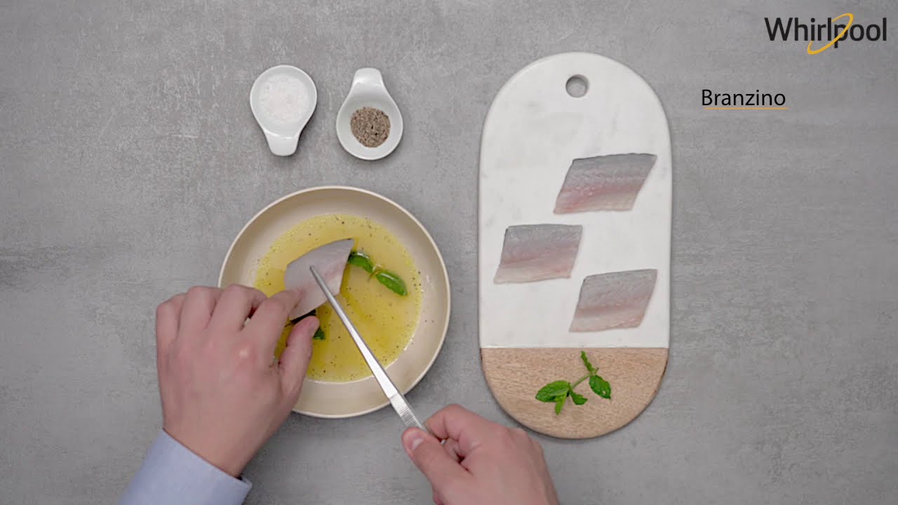 Whirlpool - Filetto di branzino con salsa al salmoriglio - YouTube