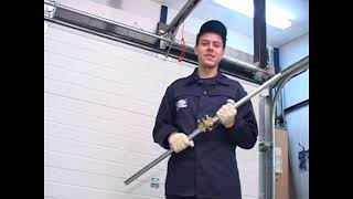 中文车库门安装Garage door installation video