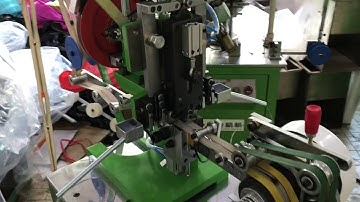 Nylon zipper top stop machine