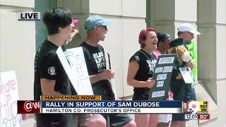 Protesters rally outside Hamilton County Prosecutor's office
