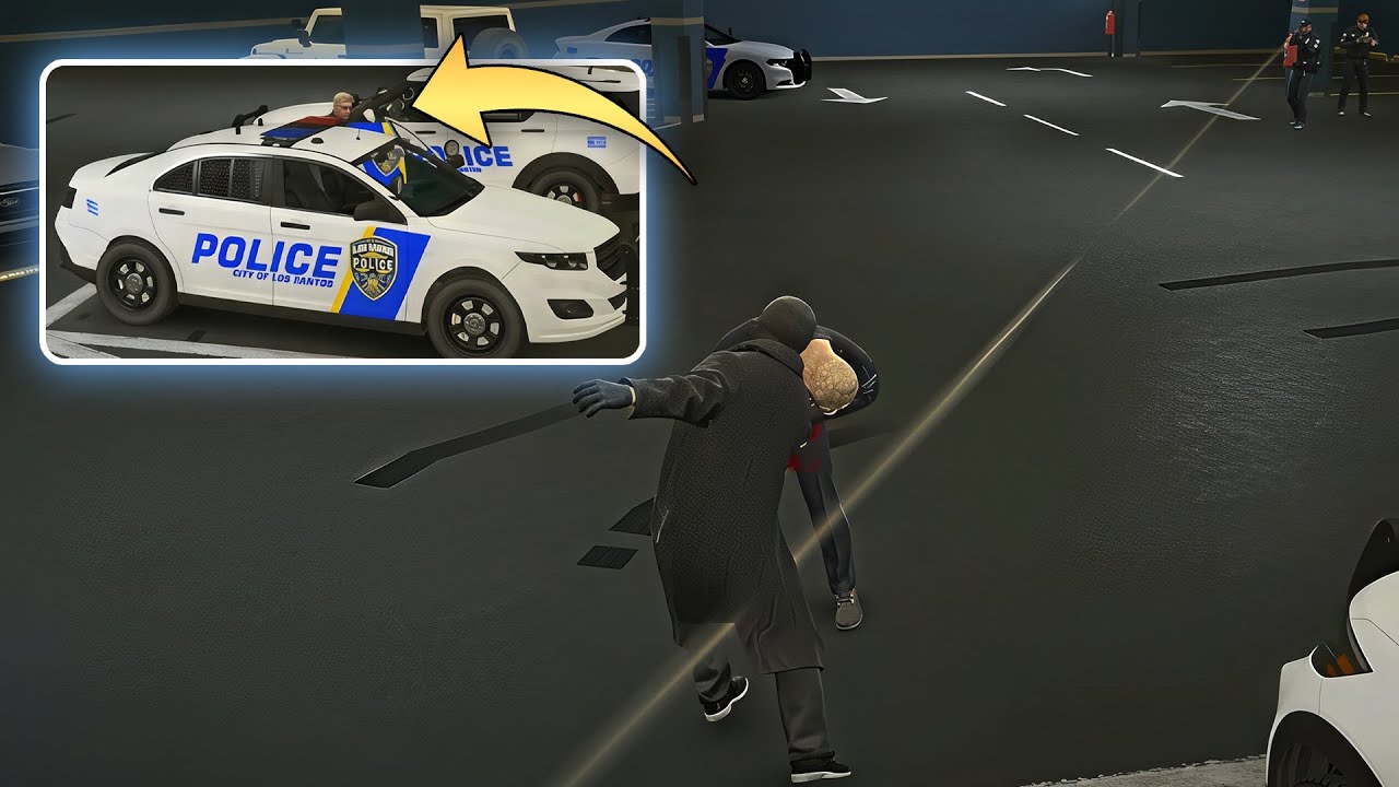 Мистер К теряет самообладание после того, как полицейский припарковал машину, от которой он прята...