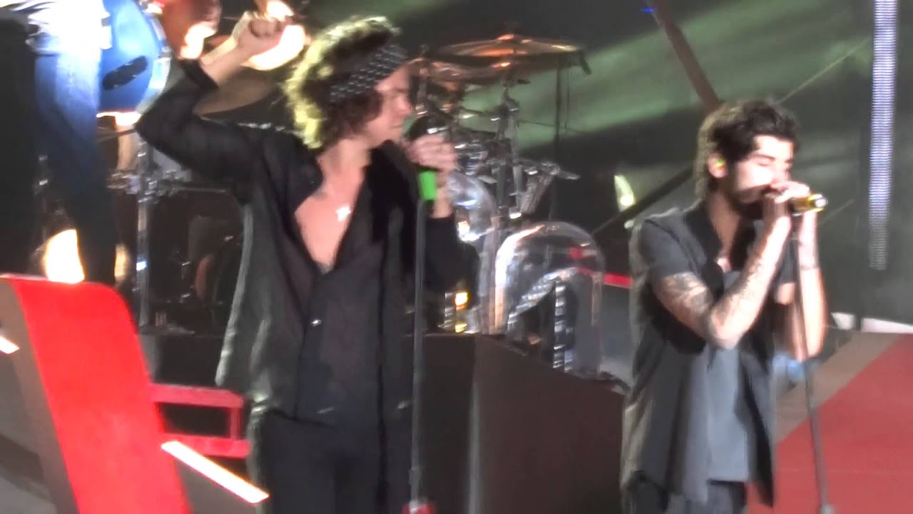 Right Now / Through the Dark - One Direction -Toronto Aug 1, 2014