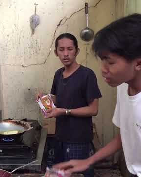 VIDEO NGAKAK ADAM ELVAN | 'CARA MASAK MIE GORENG' 😂