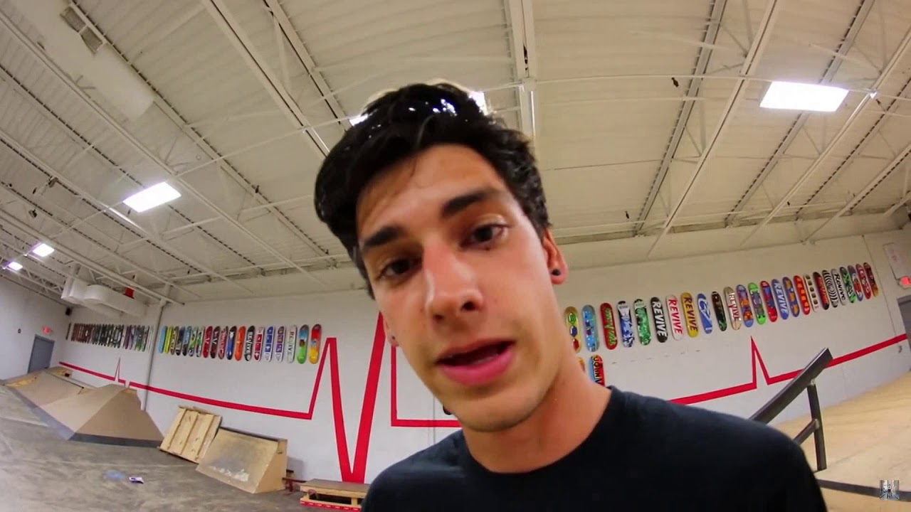 reacting to sam tabor's new video(good as trick shots) YouTube