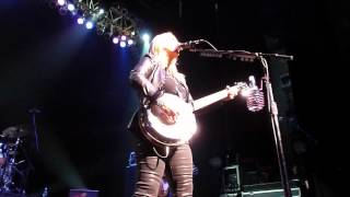 Melissa Etheridge, Falling Up - World Premiere! :) Auckland NZ 6 July 2012