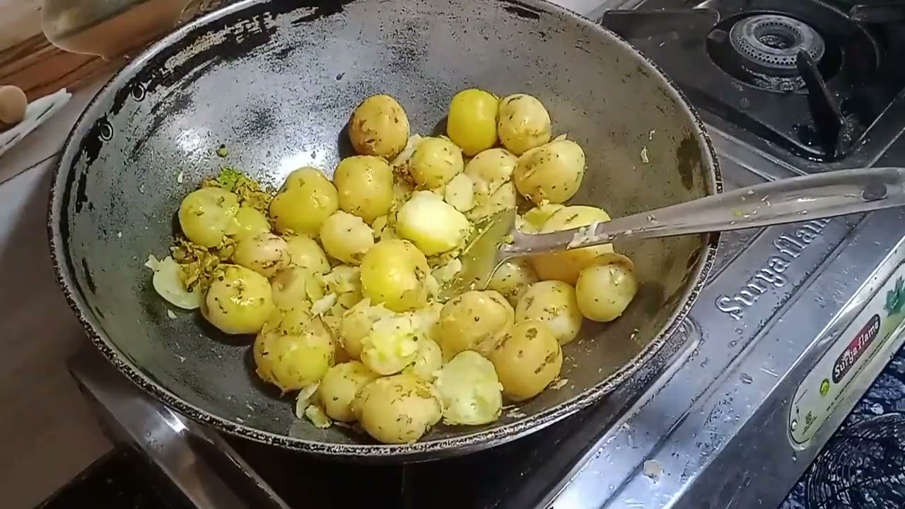 How To Make Stuffed Aloo Paratha Masala.