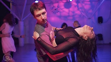 Denis & Irina #Zouk improvisation