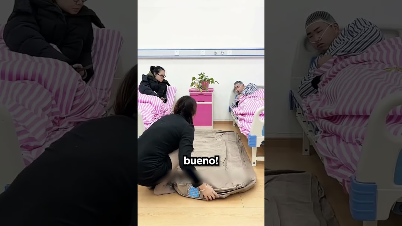 Él Sólo Quería que Ella Duerma Cómoda 🛏️❤️