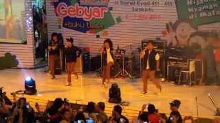 Coboy Junior: 'Terhebat' Live in Mall Solo Square, 7 Juli 2013
