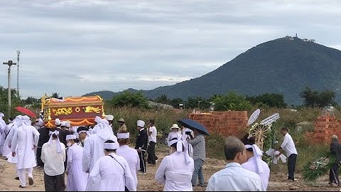 Kleinkinderen sturen grootmoeder naar het paradijs | Dang Kim Hoa, 91 jaar oud