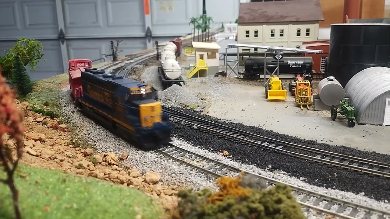 Turntable stalls and trains
