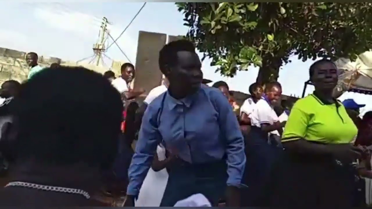 musalaba choirs Gusene parish hot praise song. you will love to watch it