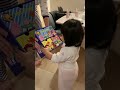 早めのクリスマスプレゼントに興奮する1歳#shorts #christmas