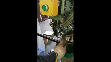 Automatic Riveting Machine Auto Feed Rivets and Washer for Camping Chair