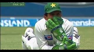 Kamran Akmal - The LOL Wicketkeeper in Cricket History best drops