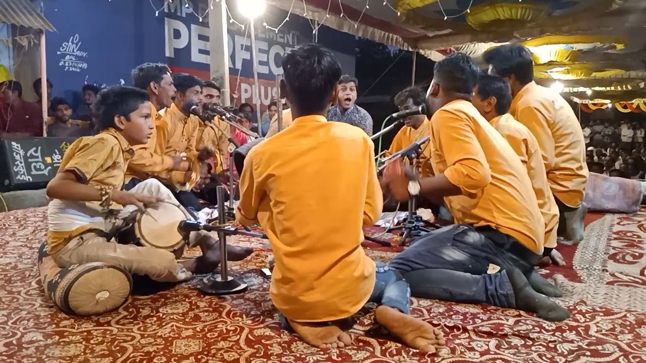 श्री कृष्ण मंडल खेड़ी महमूदाबाद हरदा 13/03/2020 बच्चे की ढोलक की ताल पर, करताल का कमाल , लावणी